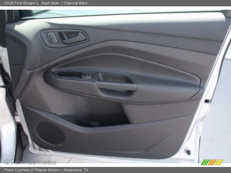 Ingot Silver / Charcoal Black 2018 Ford Escape S