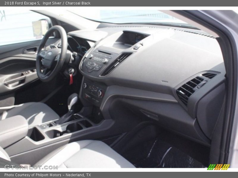 Ingot Silver / Charcoal Black 2018 Ford Escape S