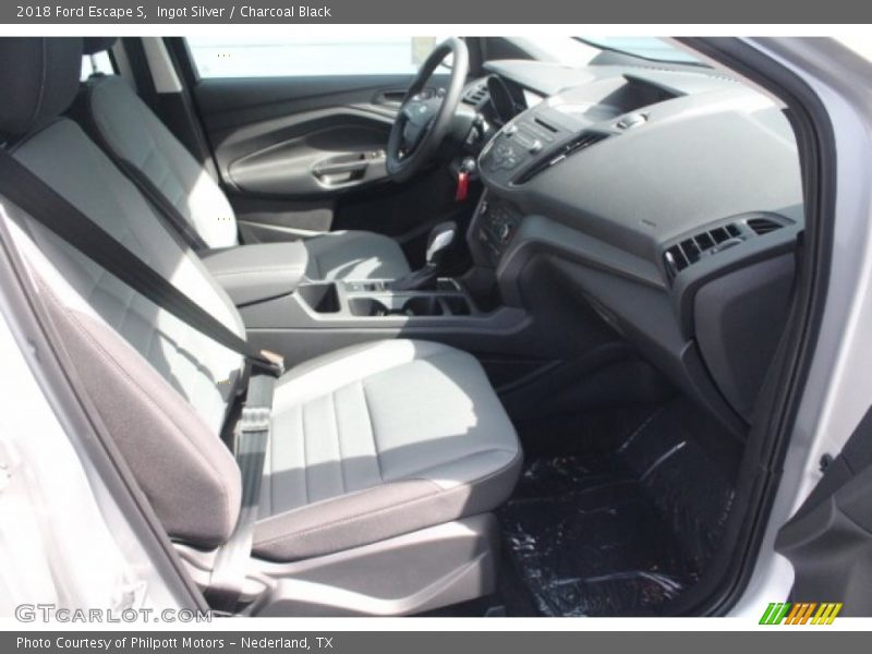Ingot Silver / Charcoal Black 2018 Ford Escape S