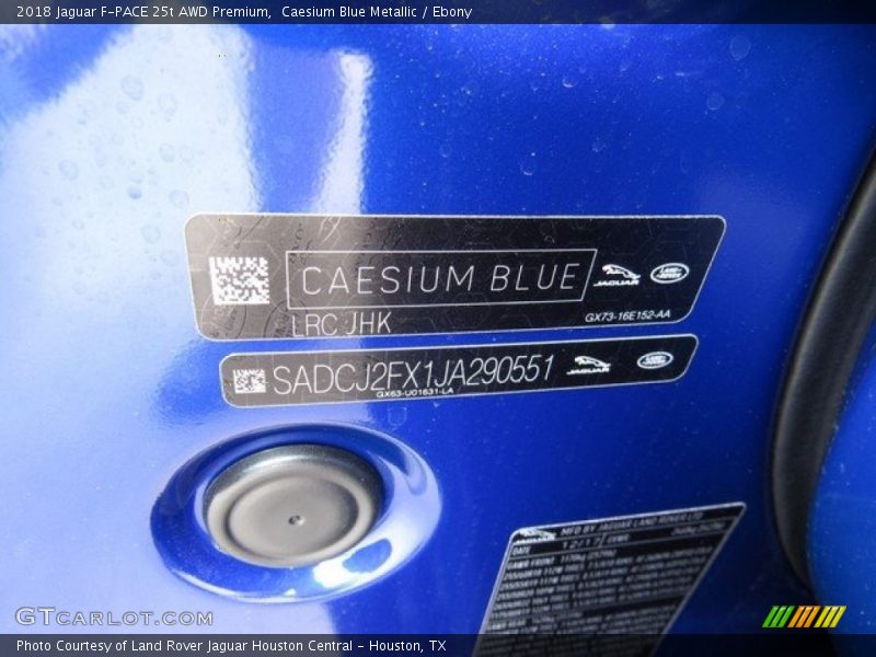 Caesium Blue Metallic / Ebony 2018 Jaguar F-PACE 25t AWD Premium