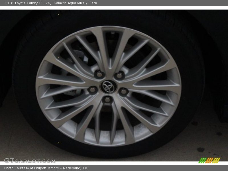 Galactic Aqua Mica / Black 2018 Toyota Camry XLE V6
