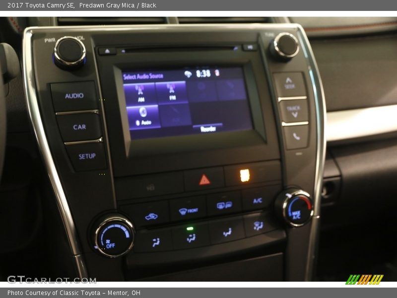 Predawn Gray Mica / Black 2017 Toyota Camry SE