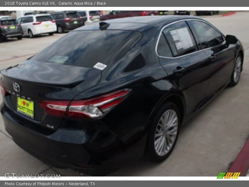 Galactic Aqua Mica / Black 2018 Toyota Camry XLE V6
