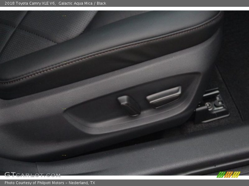 Galactic Aqua Mica / Black 2018 Toyota Camry XLE V6