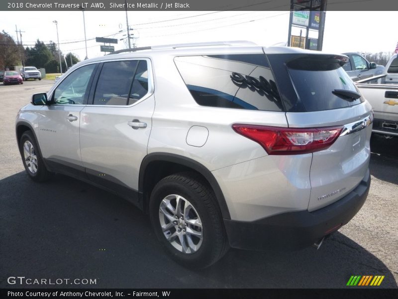 Silver Ice Metallic / Jet Black 2018 Chevrolet Traverse LT AWD