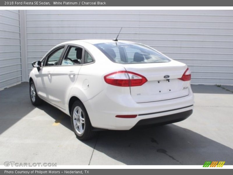 White Platinum / Charcoal Black 2018 Ford Fiesta SE Sedan