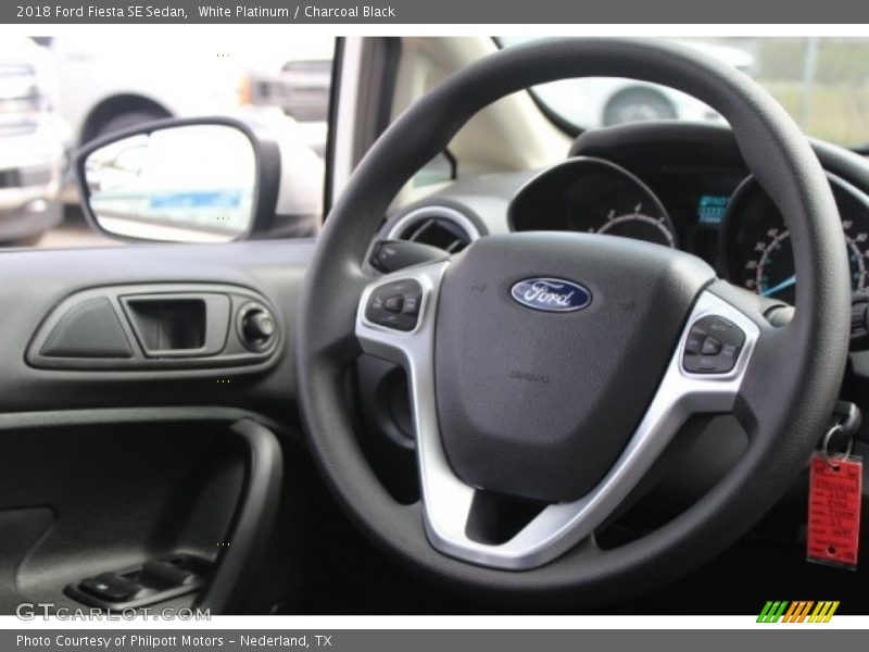 White Platinum / Charcoal Black 2018 Ford Fiesta SE Sedan
