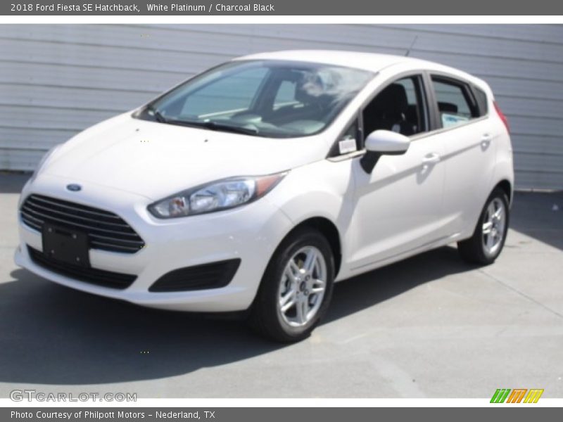 White Platinum / Charcoal Black 2018 Ford Fiesta SE Hatchback