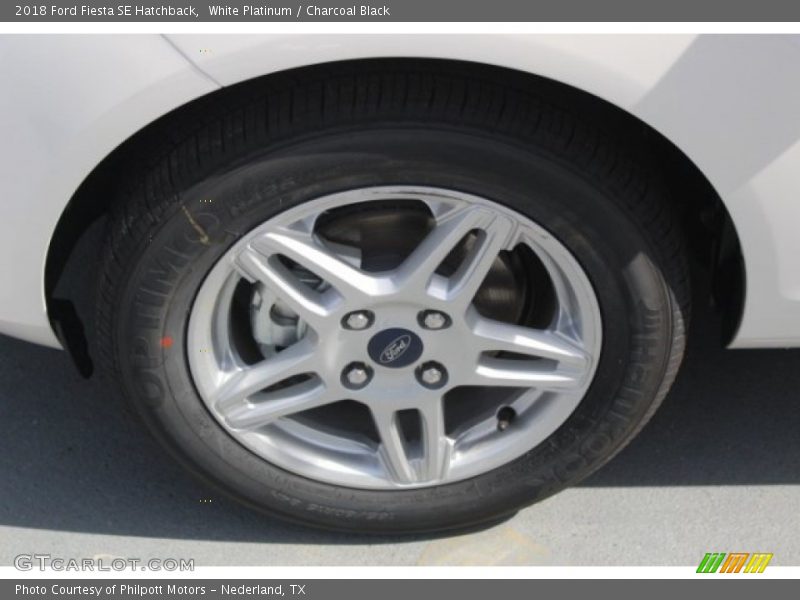 White Platinum / Charcoal Black 2018 Ford Fiesta SE Hatchback