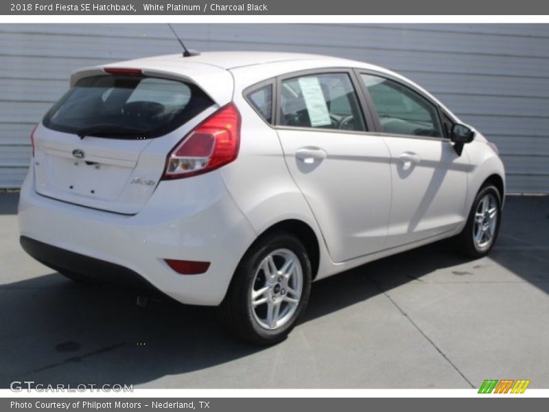 White Platinum / Charcoal Black 2018 Ford Fiesta SE Hatchback
