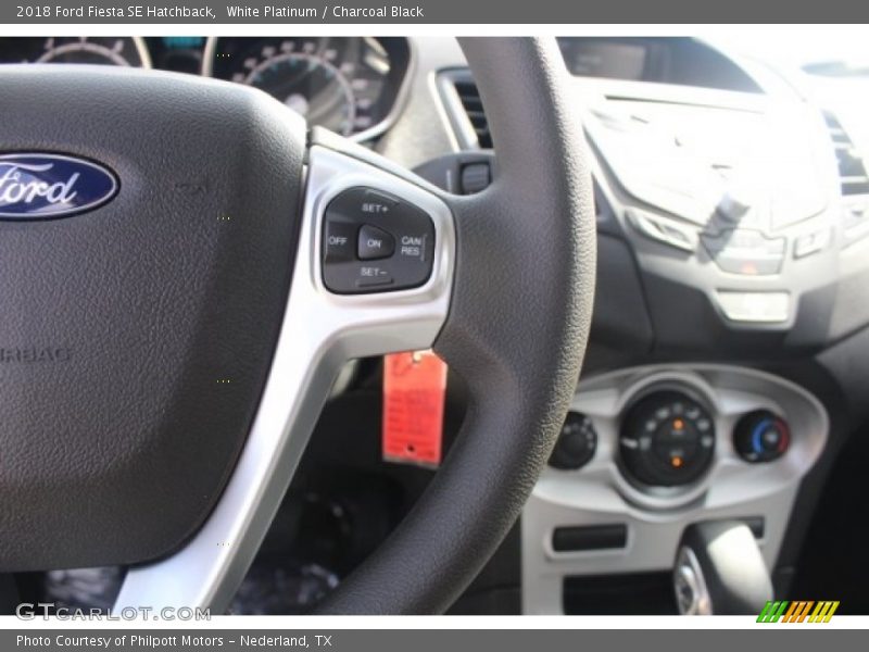 White Platinum / Charcoal Black 2018 Ford Fiesta SE Hatchback