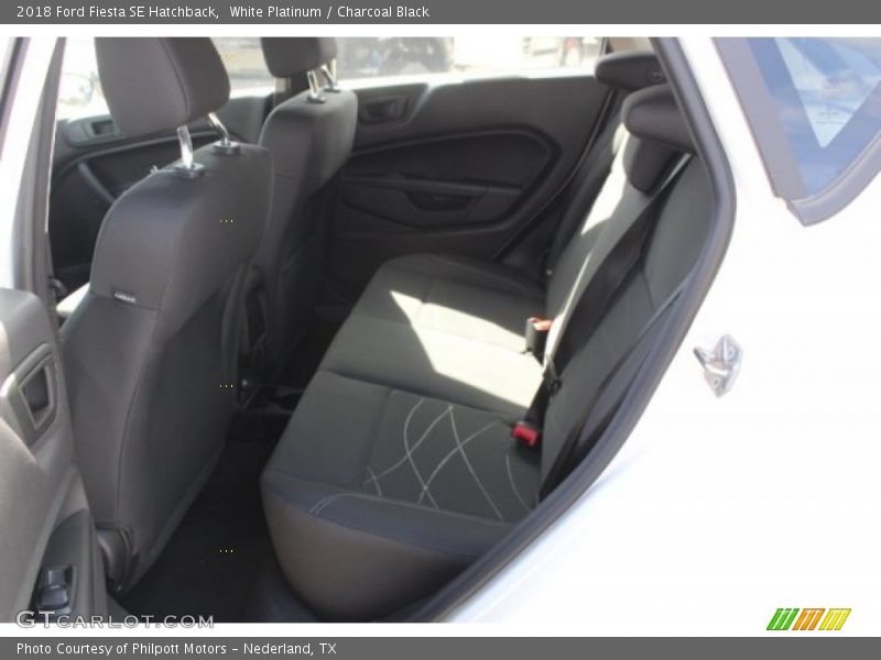 White Platinum / Charcoal Black 2018 Ford Fiesta SE Hatchback