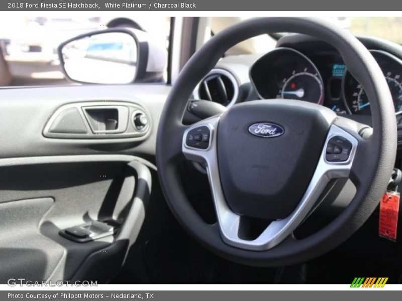 White Platinum / Charcoal Black 2018 Ford Fiesta SE Hatchback
