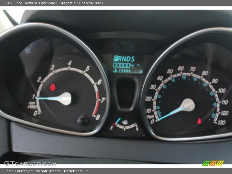 Magnetic / Charcoal Black 2018 Ford Fiesta SE Hatchback