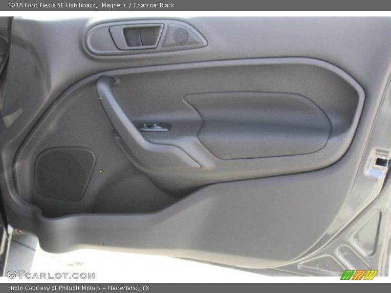 Magnetic / Charcoal Black 2018 Ford Fiesta SE Hatchback