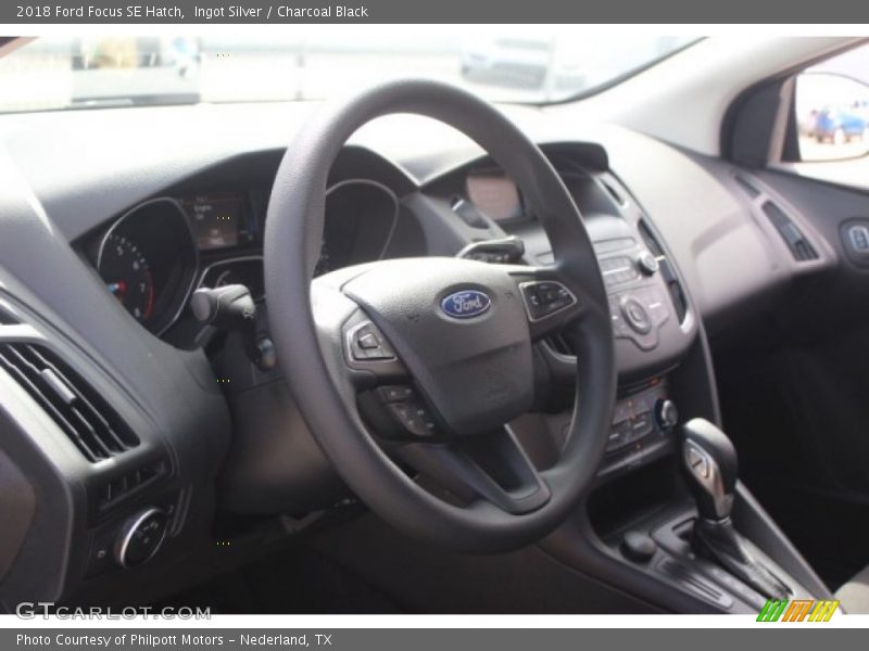 Ingot Silver / Charcoal Black 2018 Ford Focus SE Hatch