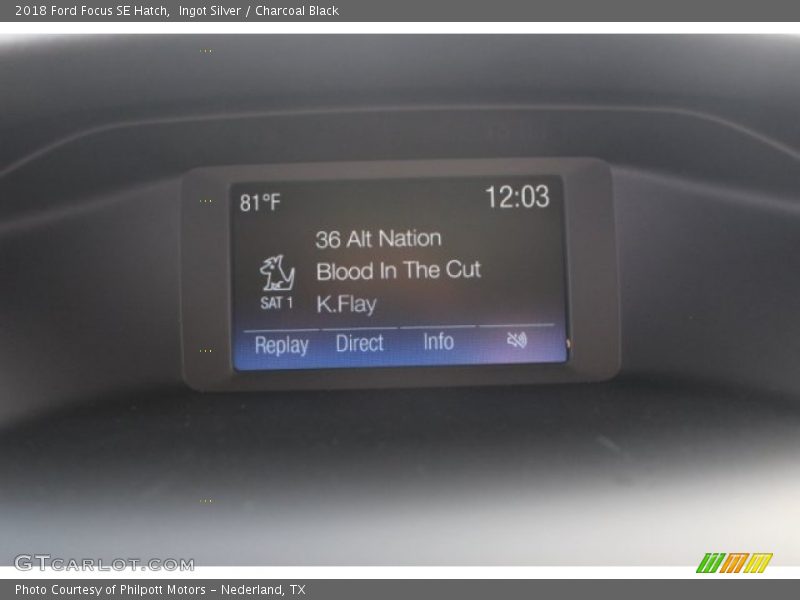 Ingot Silver / Charcoal Black 2018 Ford Focus SE Hatch