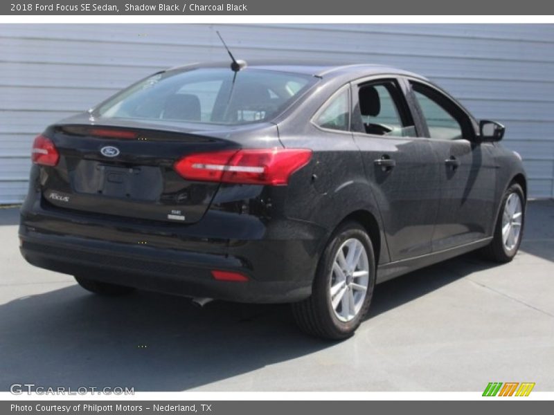 Shadow Black / Charcoal Black 2018 Ford Focus SE Sedan