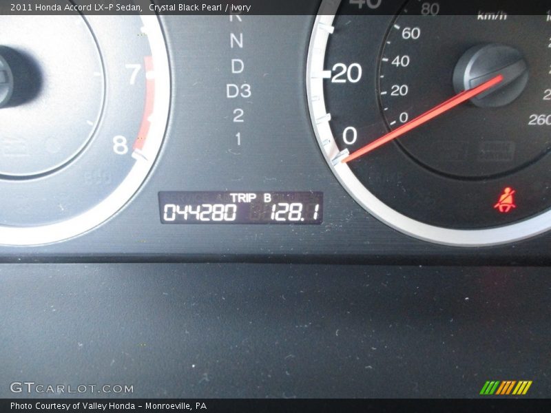 Crystal Black Pearl / Ivory 2011 Honda Accord LX-P Sedan