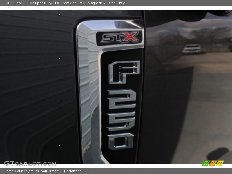 Magnetic / Earth Gray 2018 Ford F250 Super Duty STX Crew Cab 4x4