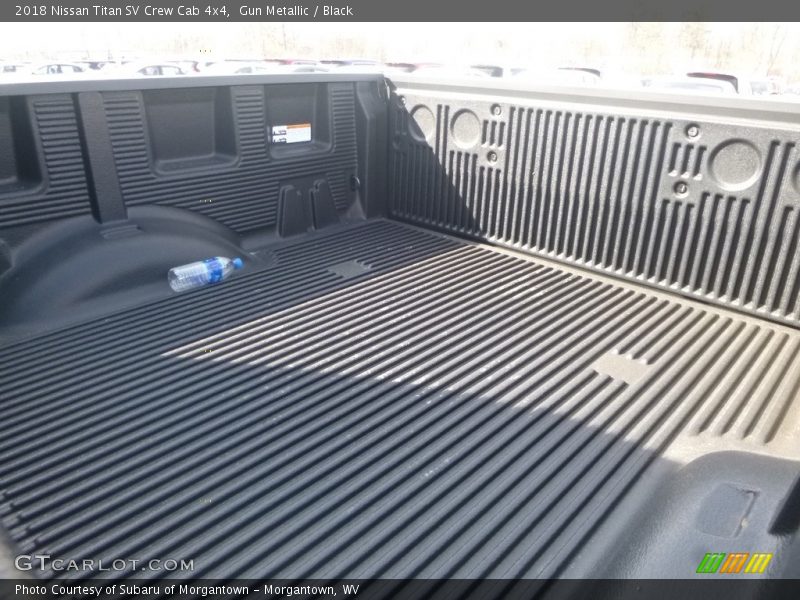 Gun Metallic / Black 2018 Nissan Titan SV Crew Cab 4x4