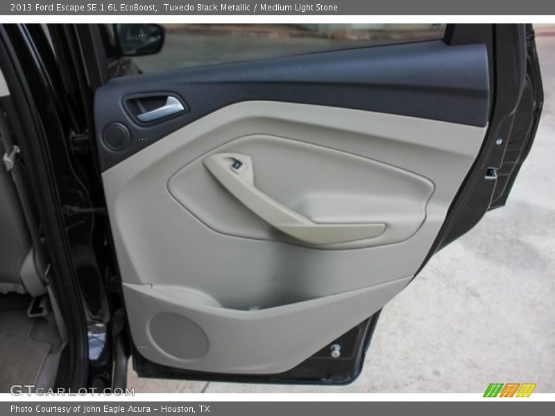 Tuxedo Black Metallic / Medium Light Stone 2013 Ford Escape SE 1.6L EcoBoost