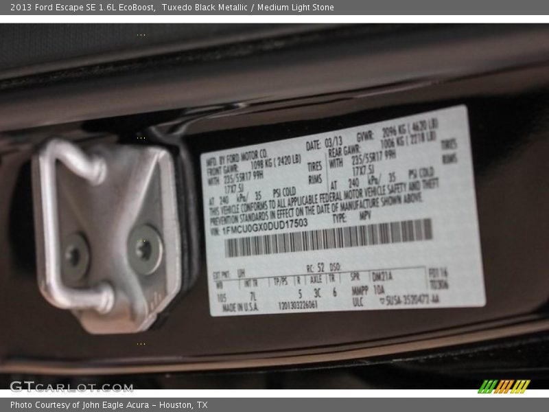Tuxedo Black Metallic / Medium Light Stone 2013 Ford Escape SE 1.6L EcoBoost