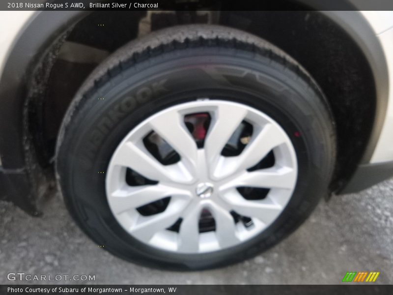 Brilliant Silver / Charcoal 2018 Nissan Rogue S AWD