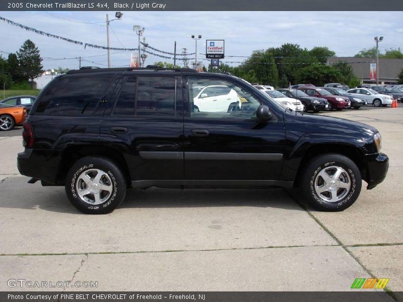 Black / Light Gray 2005 Chevrolet TrailBlazer LS 4x4