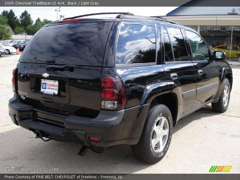 Black / Light Gray 2005 Chevrolet TrailBlazer LS 4x4
