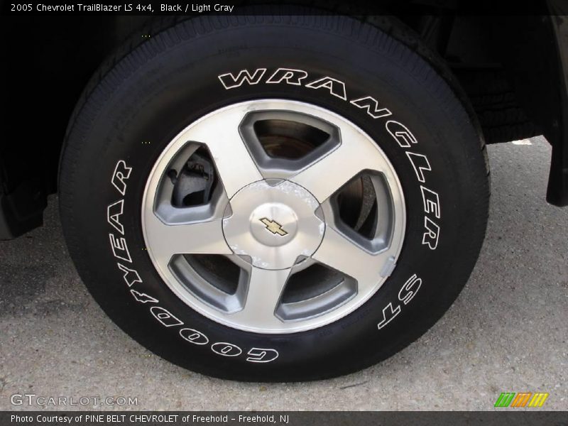 Black / Light Gray 2005 Chevrolet TrailBlazer LS 4x4