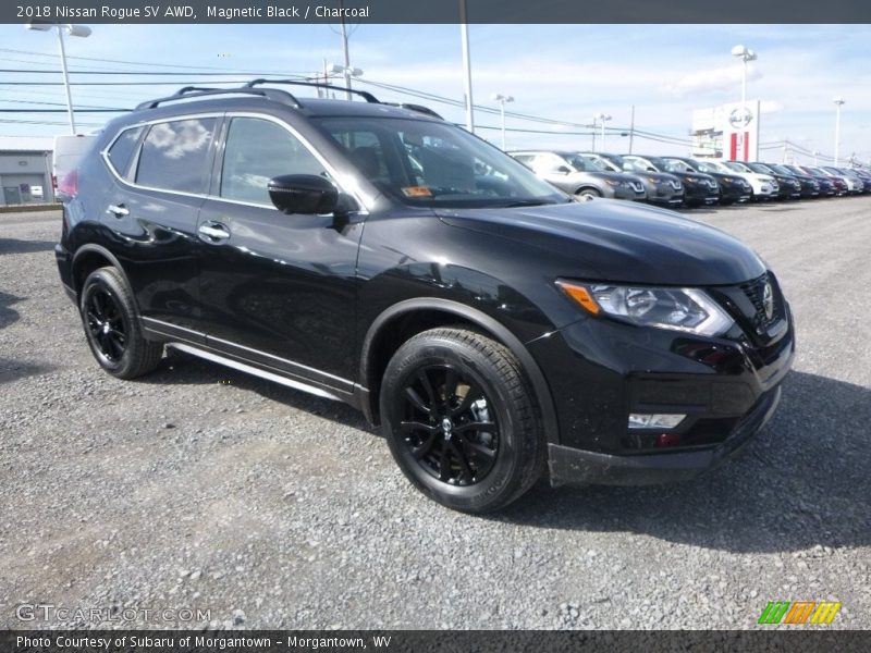 Magnetic Black / Charcoal 2018 Nissan Rogue SV AWD