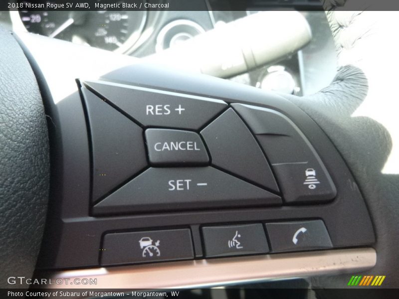 Magnetic Black / Charcoal 2018 Nissan Rogue SV AWD