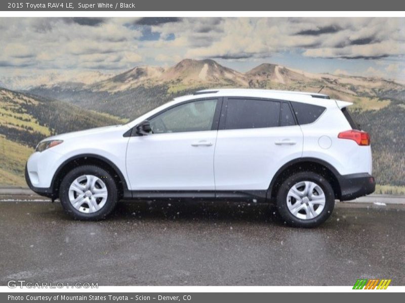 Super White / Black 2015 Toyota RAV4 LE