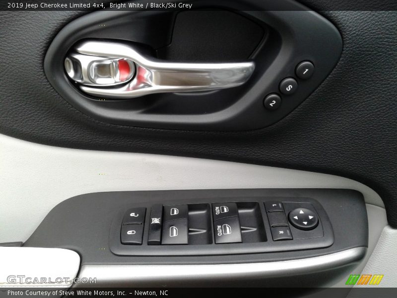 Bright White / Black/Ski Grey 2019 Jeep Cherokee Limited 4x4