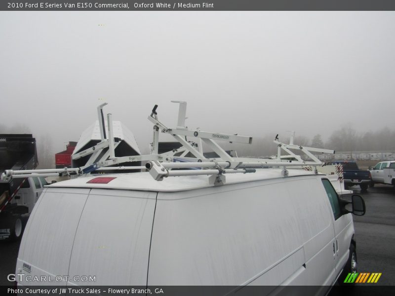 Oxford White / Medium Flint 2010 Ford E Series Van E150 Commercial