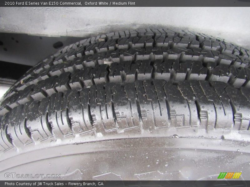 Oxford White / Medium Flint 2010 Ford E Series Van E150 Commercial