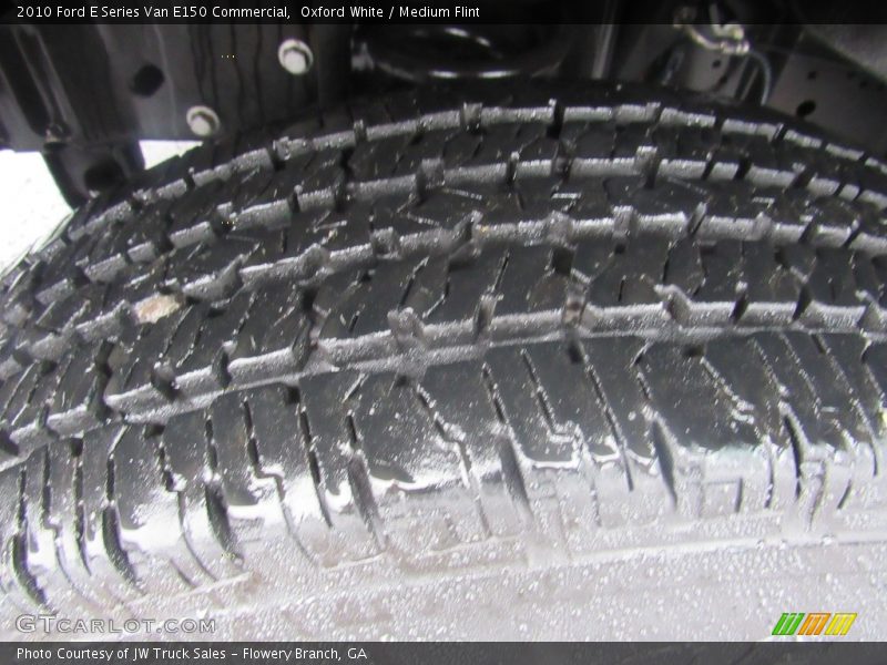 Oxford White / Medium Flint 2010 Ford E Series Van E150 Commercial