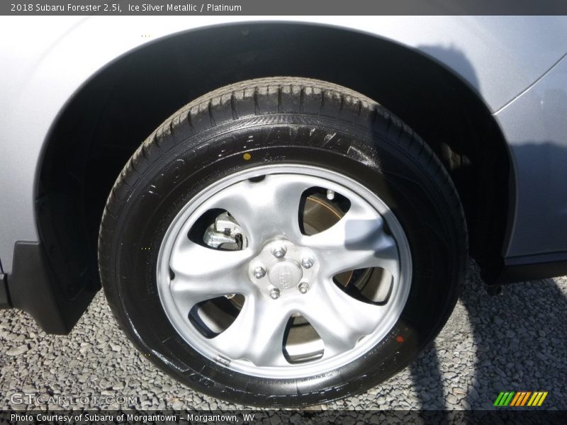 Ice Silver Metallic / Platinum 2018 Subaru Forester 2.5i