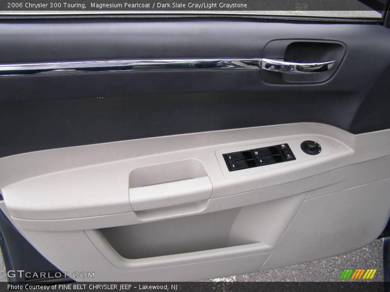 Magnesium Pearlcoat / Dark Slate Gray/Light Graystone 2006 Chrysler 300 Touring