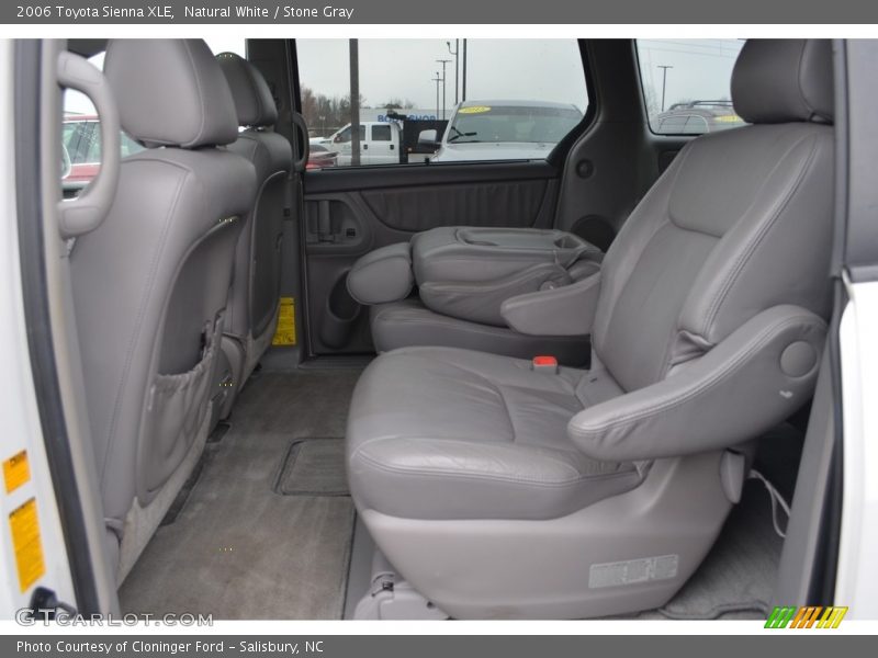 Natural White / Stone Gray 2006 Toyota Sienna XLE