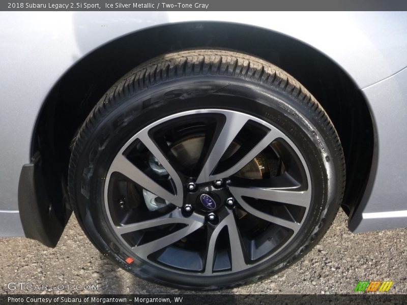 Ice Silver Metallic / Two-Tone Gray 2018 Subaru Legacy 2.5i Sport