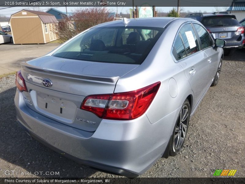 Ice Silver Metallic / Two-Tone Gray 2018 Subaru Legacy 2.5i Sport