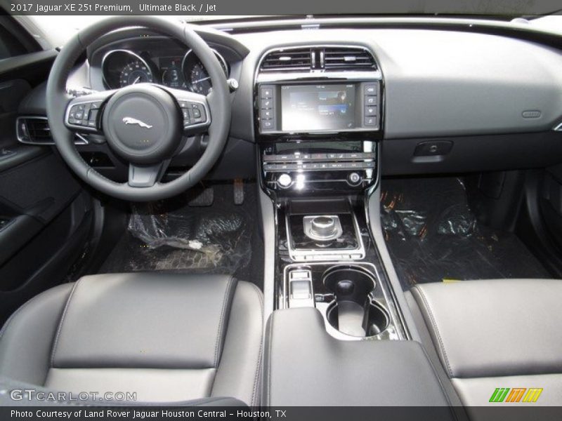 Ultimate Black / Jet 2017 Jaguar XE 25t Premium