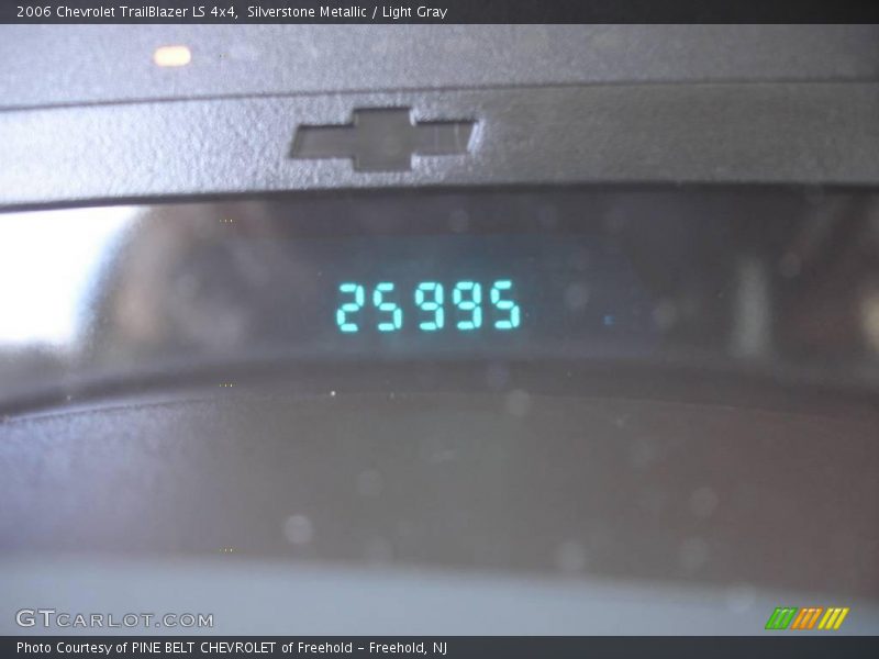 Silverstone Metallic / Light Gray 2006 Chevrolet TrailBlazer LS 4x4