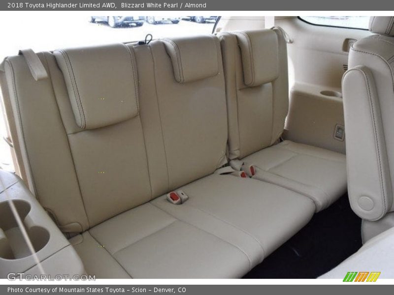 Blizzard White Pearl / Almond 2018 Toyota Highlander Limited AWD