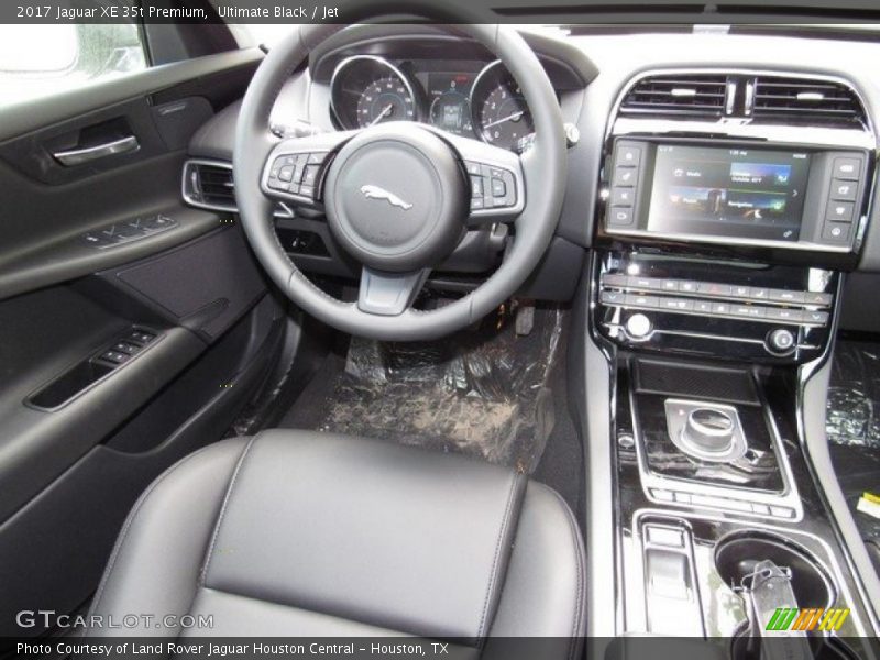 Ultimate Black / Jet 2017 Jaguar XE 35t Premium
