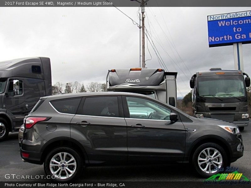 Magnetic / Medium Light Stone 2017 Ford Escape SE 4WD