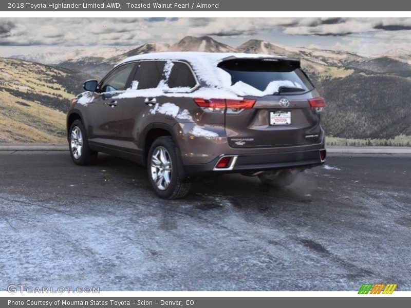 Toasted Walnut Pearl / Almond 2018 Toyota Highlander Limited AWD