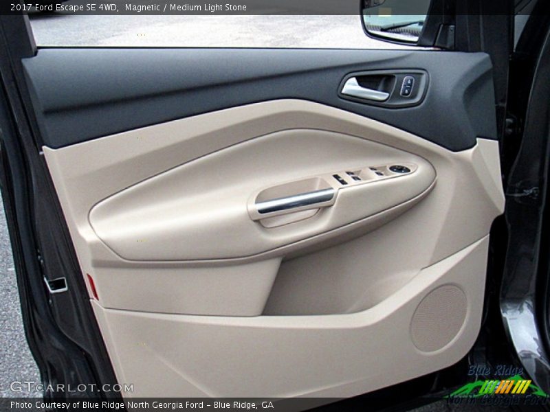 Magnetic / Medium Light Stone 2017 Ford Escape SE 4WD